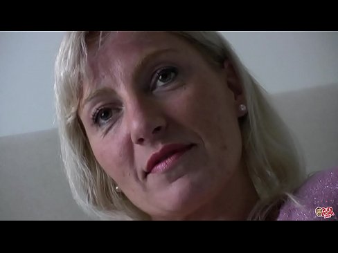 ❤️ D'Mamm, déi mir all gefuckt hunn ... Dame, behuelen Iech! ❌ Hausgemachte Porno bei eis